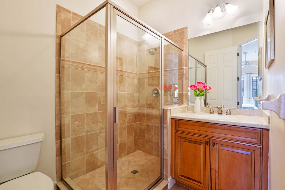 9208 Quartz Ln #4-202, Naples, FL 34120