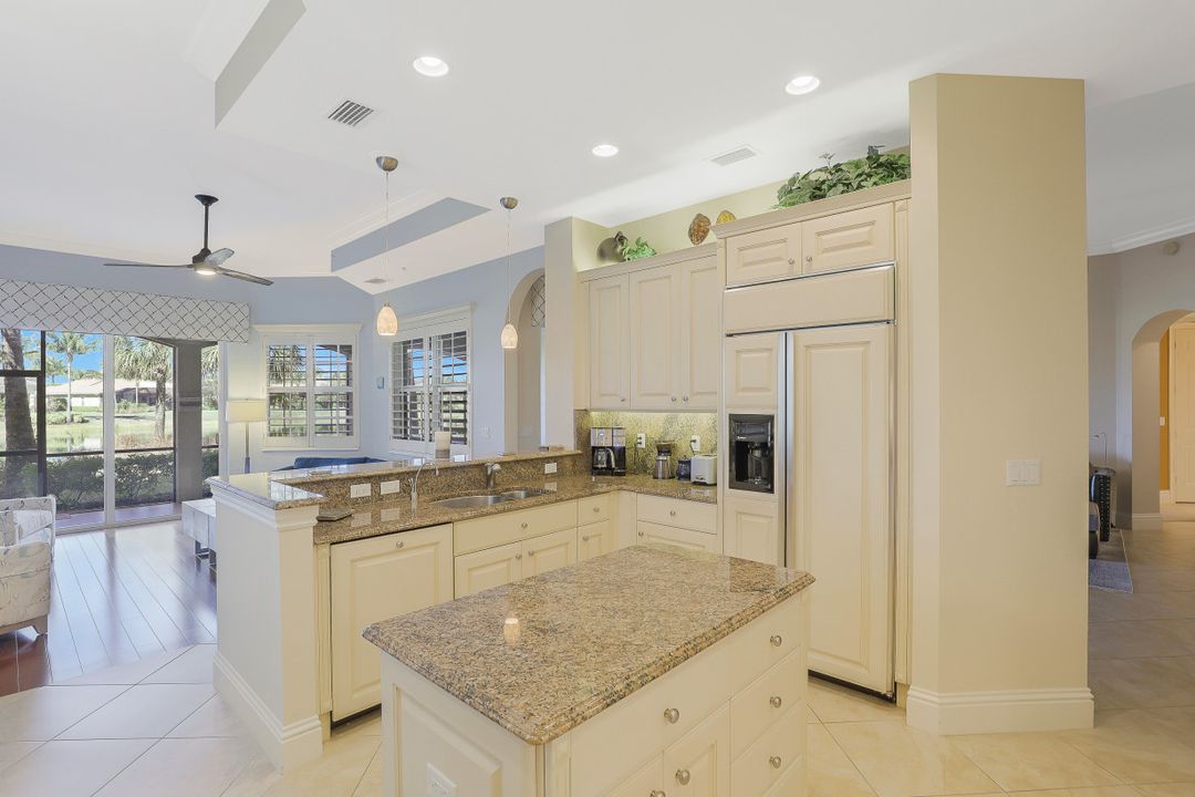 9293 Menaggio Ct #101, Naples, FL 34114