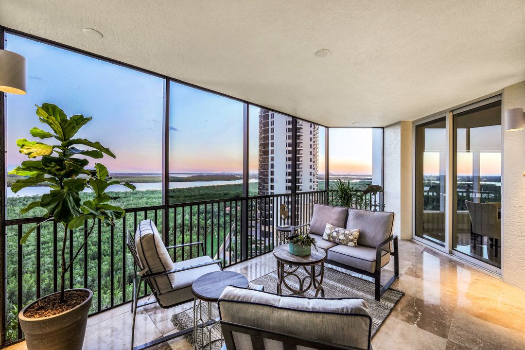 1060 Borghese Ln  #906, Naples, FL 34114