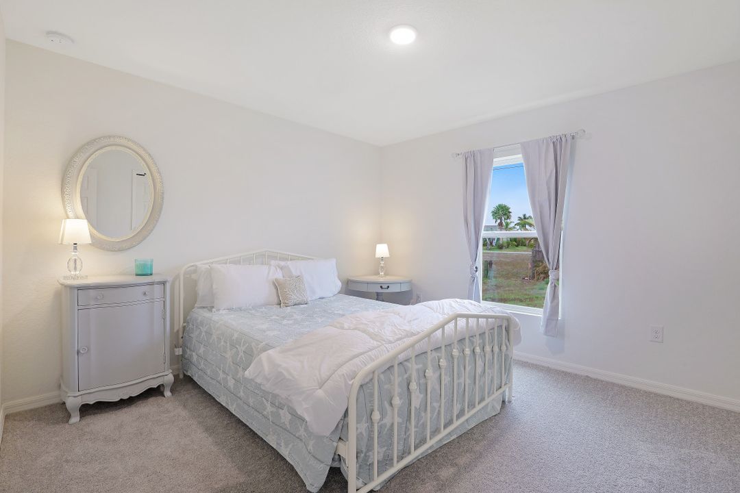 329 NE 13th Terrace, Cape Coral, FL 33909