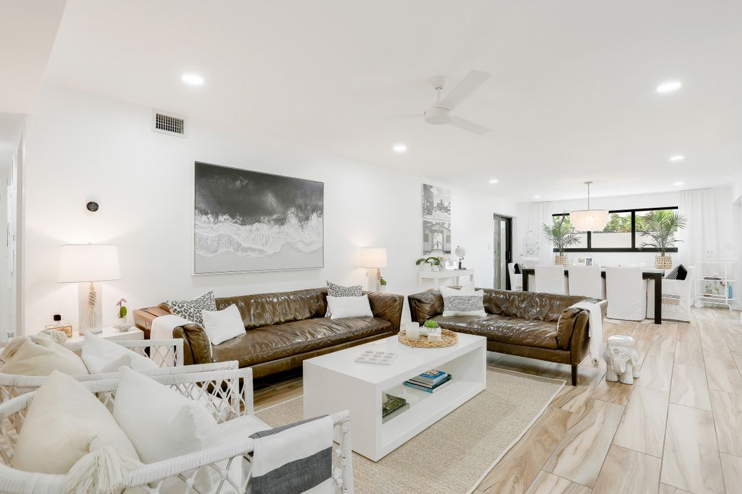 4451 Gulf Shore Blvd N #205, Naples, FL 34103