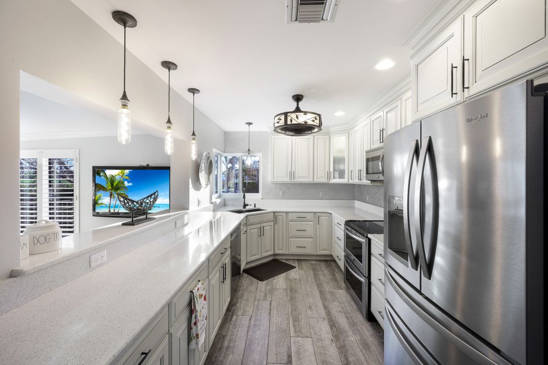 463 Echo Cir, Marco Island, FL 34145