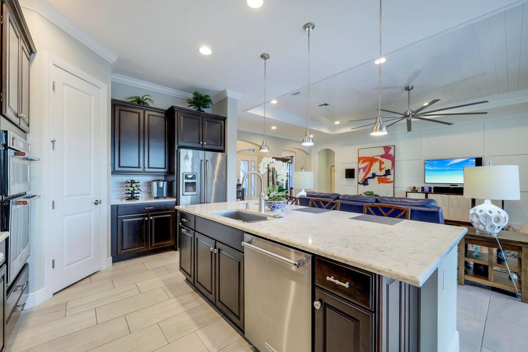 11866 White Stone Dr, Fort Myers, FL 33913