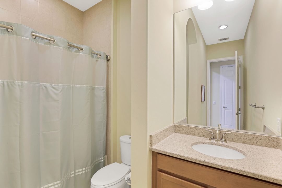 9448 Isla Bella Cir, Bonita Springs, FL 34135