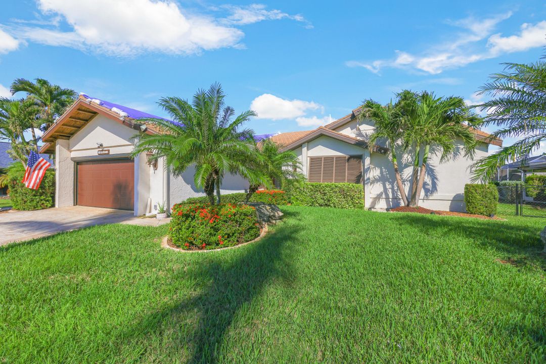 1427 SW 53rd Ln, Cape Coral, FL 33914