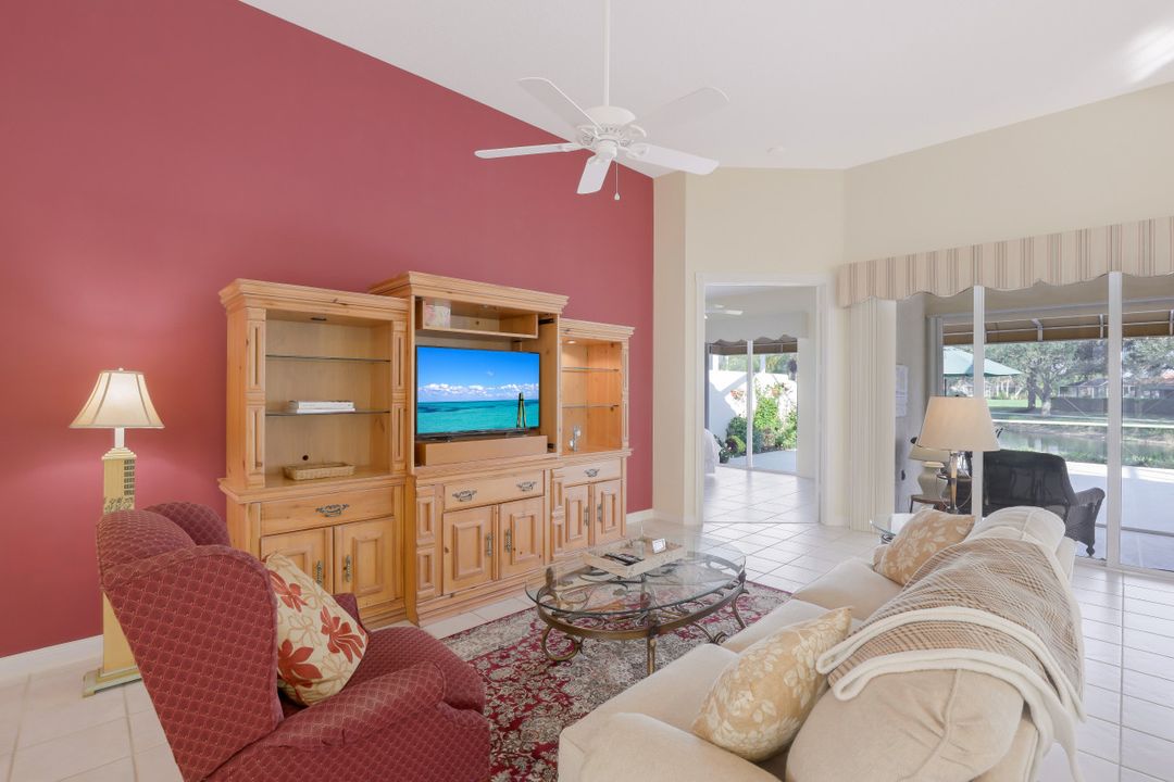 4462 Novato Ct, Naples, FL 34109