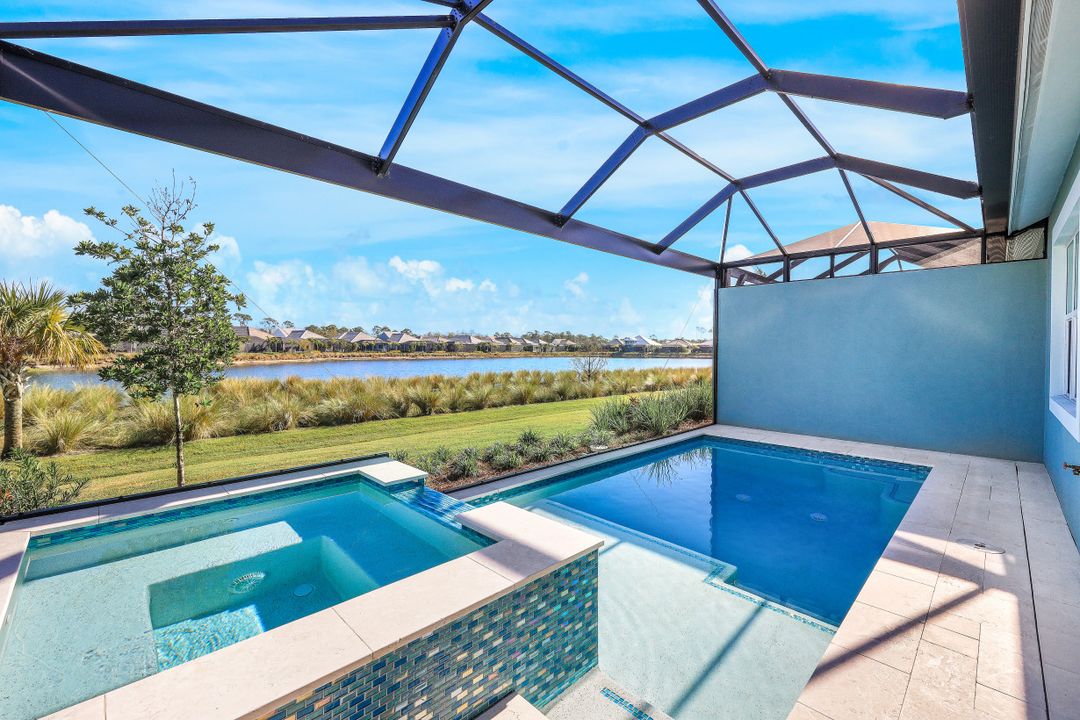 6295 Arriba Ave, Naples, FL 34113