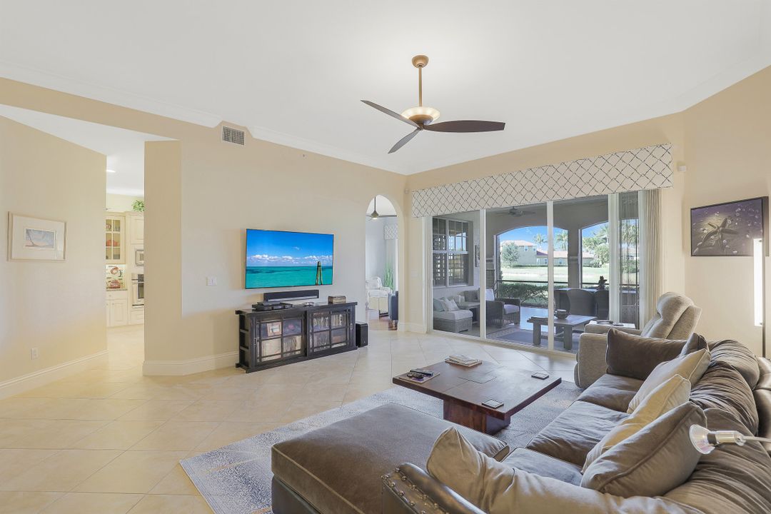 9293 Menaggio Ct #101, Naples, FL 34114