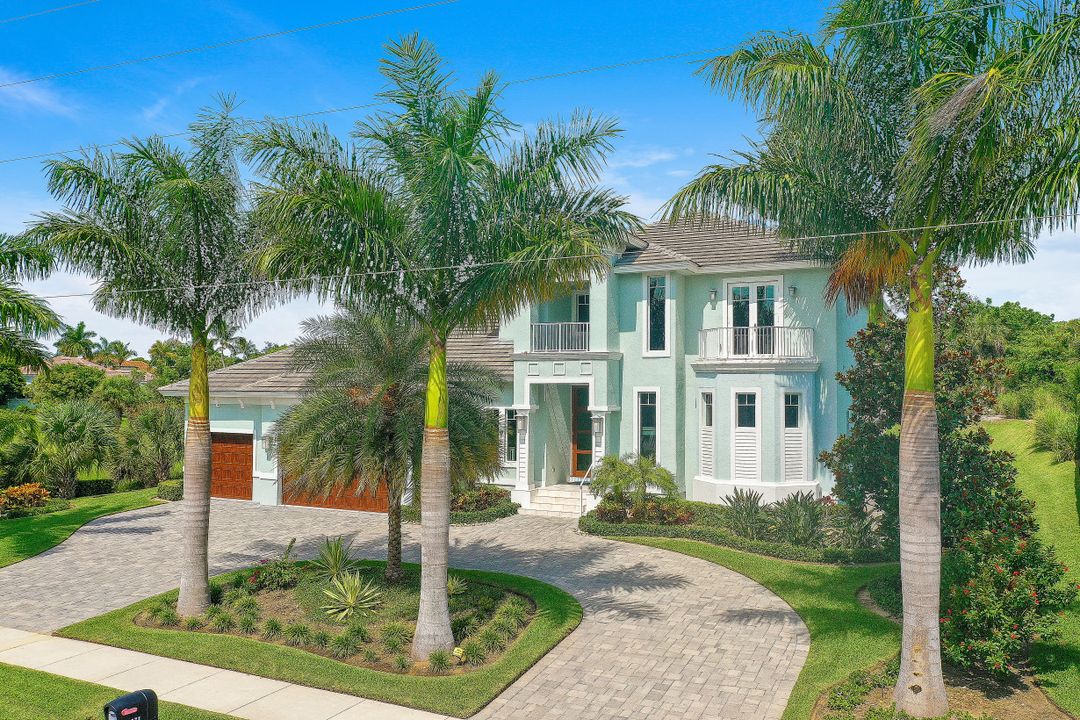 671 S Barfield Dr, Marco Island, FL 34145