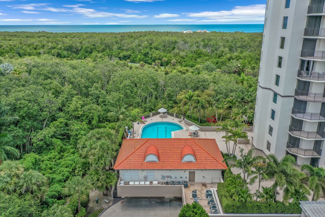 7225 Pelican Bay Blvd #605, Naples, FL 34108