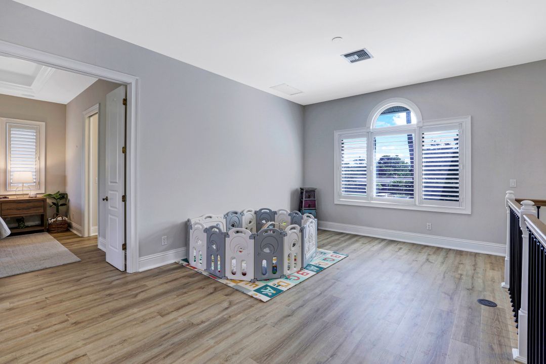 10211 River Dr, Bonita Springs, FL 34135