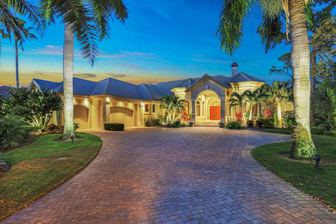 26049 Fawnwood Ct, Bonita Springs, FL 34134