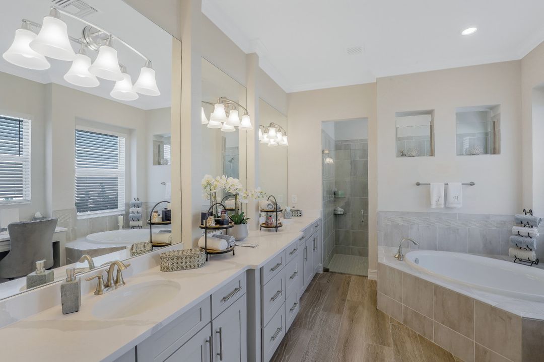 14408 Blue Bay Cir, Miromar Lakes, FL 33913