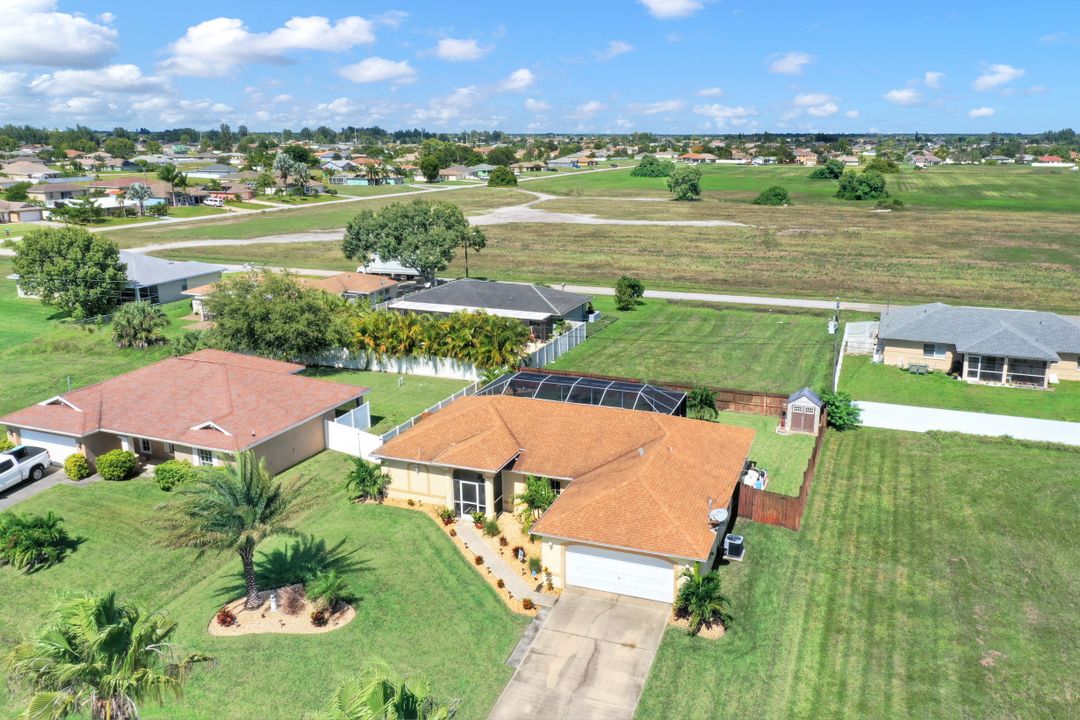 321 NE 10th Terrace, Cape Coral, FL 33909