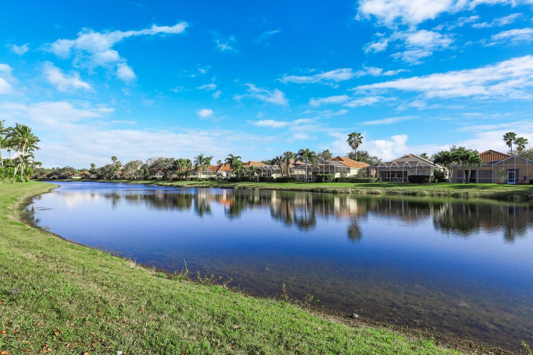 5104 Inagua Way, Naples, FL 34119