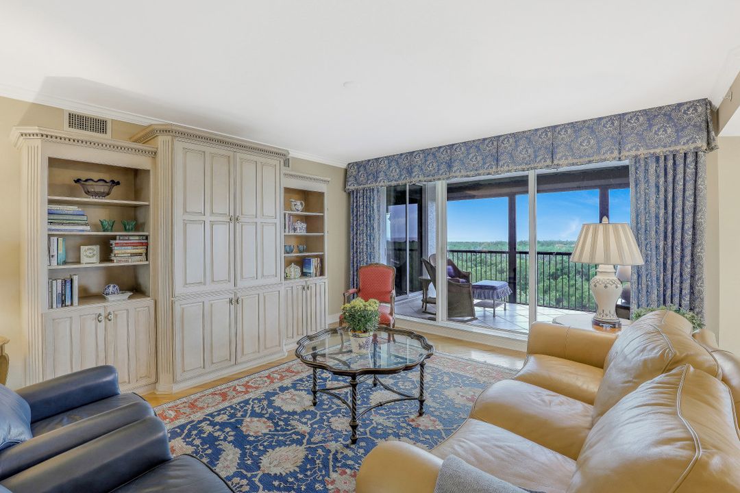 7225 Pelican Bay Blvd #605, Naples, FL 34108