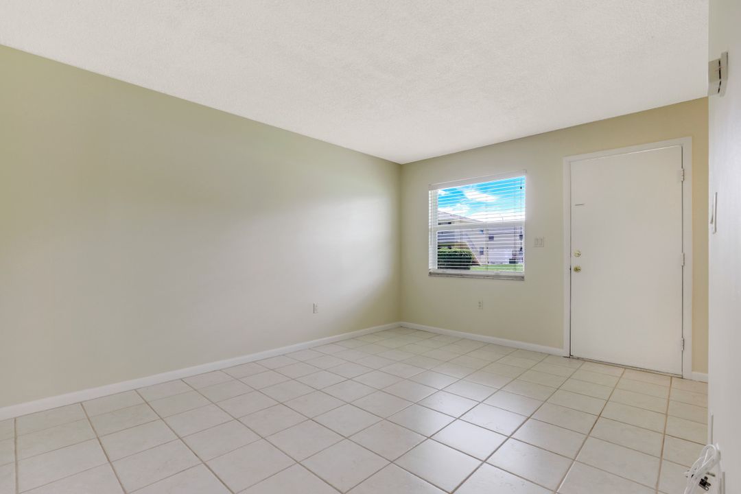 3325 Airport-Pulling Rd N #L-3 , Naples, FL 34105