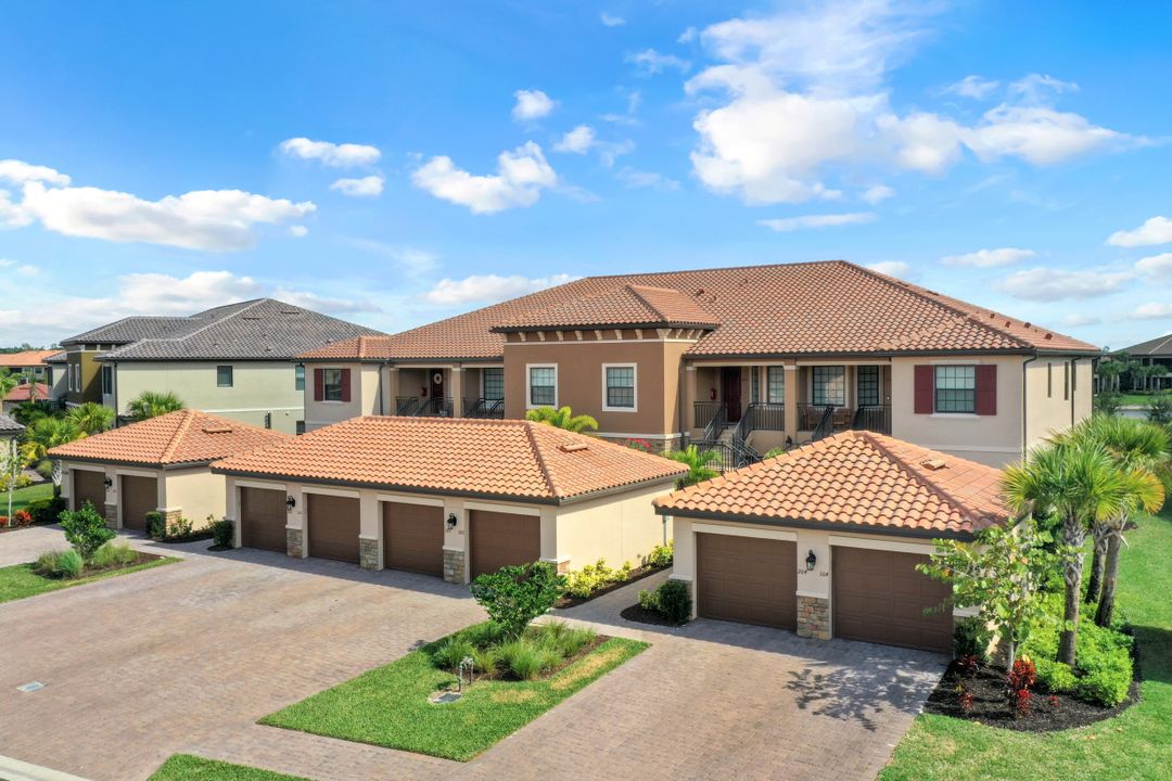 9386 Pocida Ct #103, Naples, FL 34119