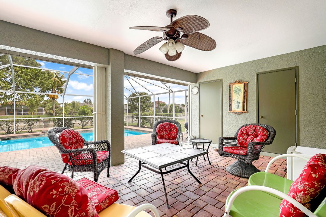 415 SE 17th St, Cape Coral, FL 33990