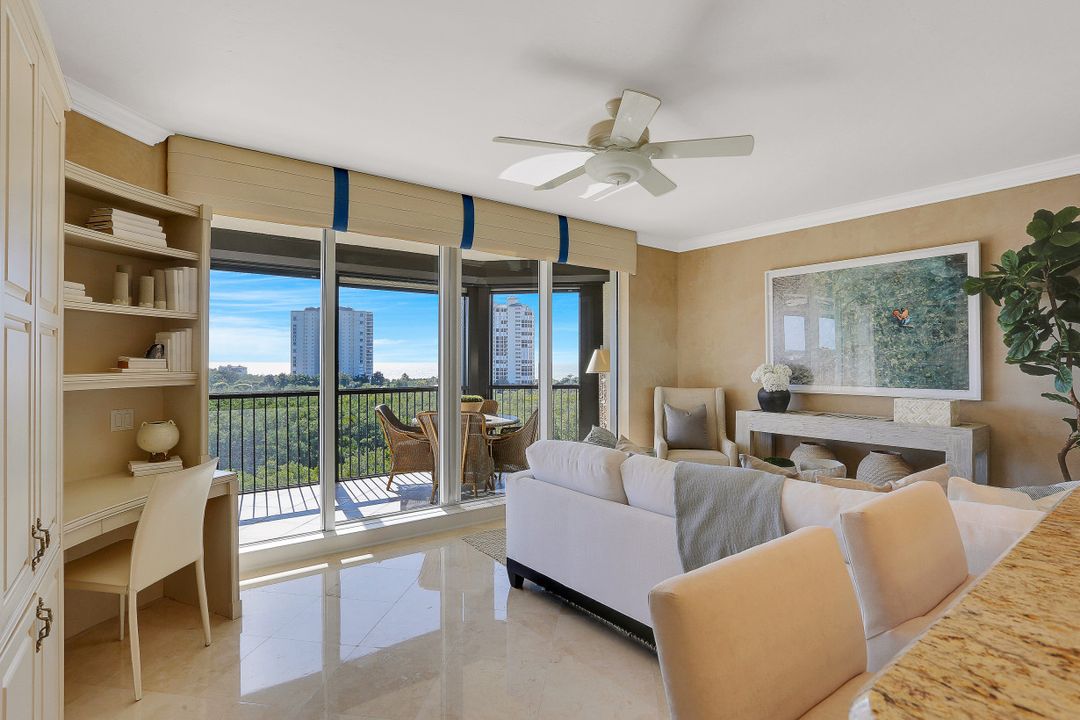 8960 Bay Colony Dr #703, Naples, FL 34108