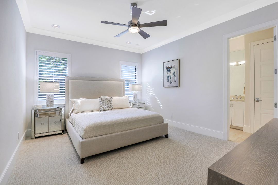 16361 Corsica Way, Naples, FL 34110