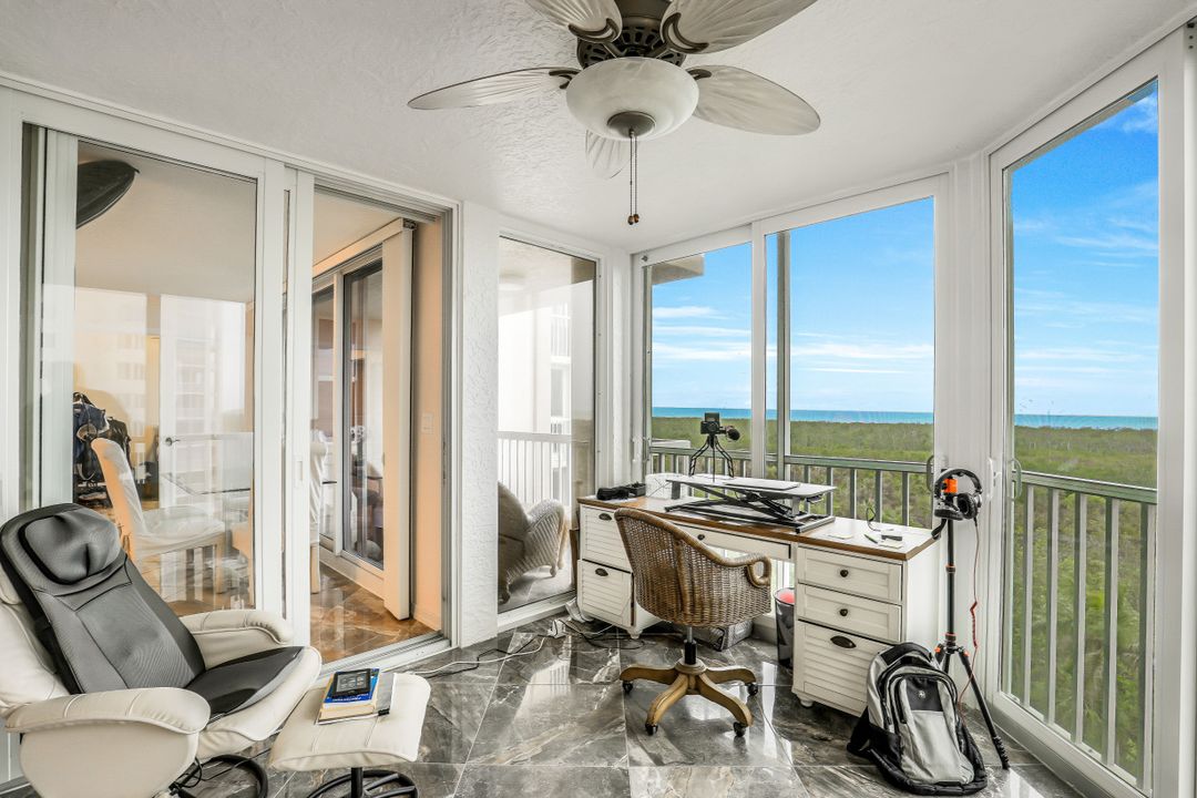 6585 Nicholas Blvd #703, Naples, FL 34108