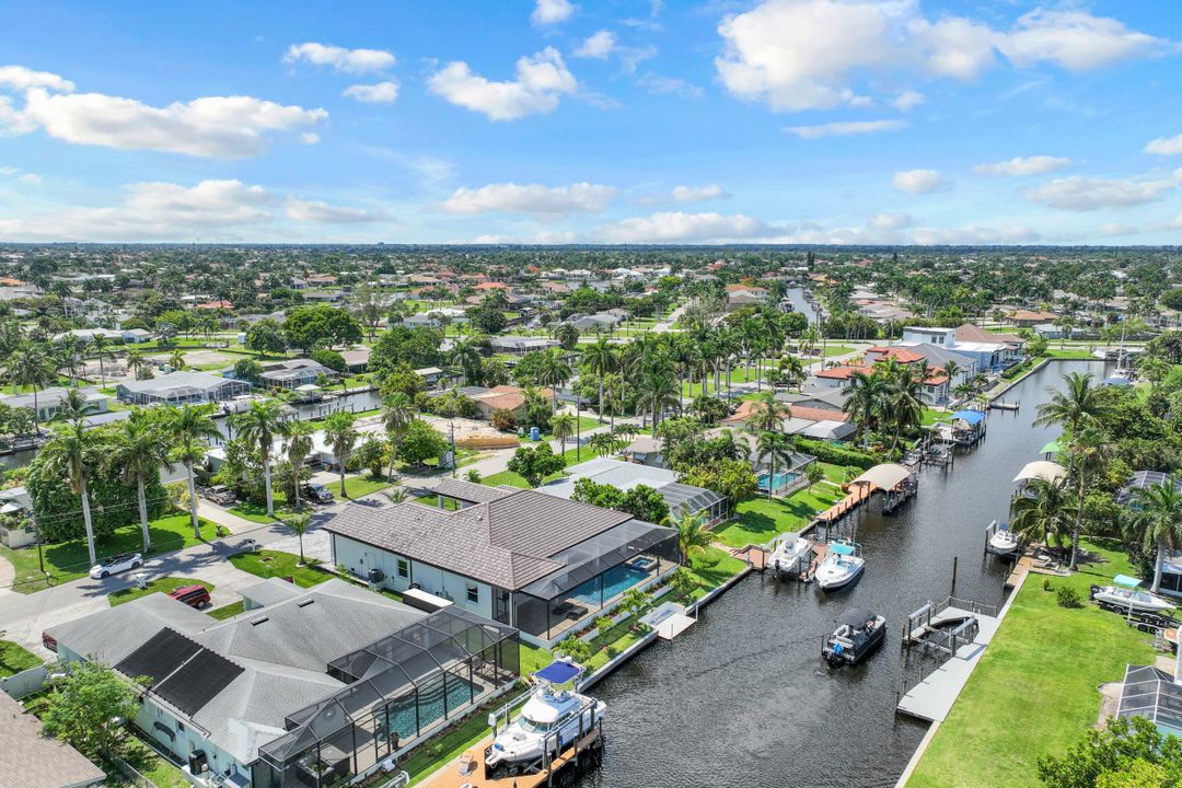 5333 Bayshore Ave, Cape Coral, FL 33904