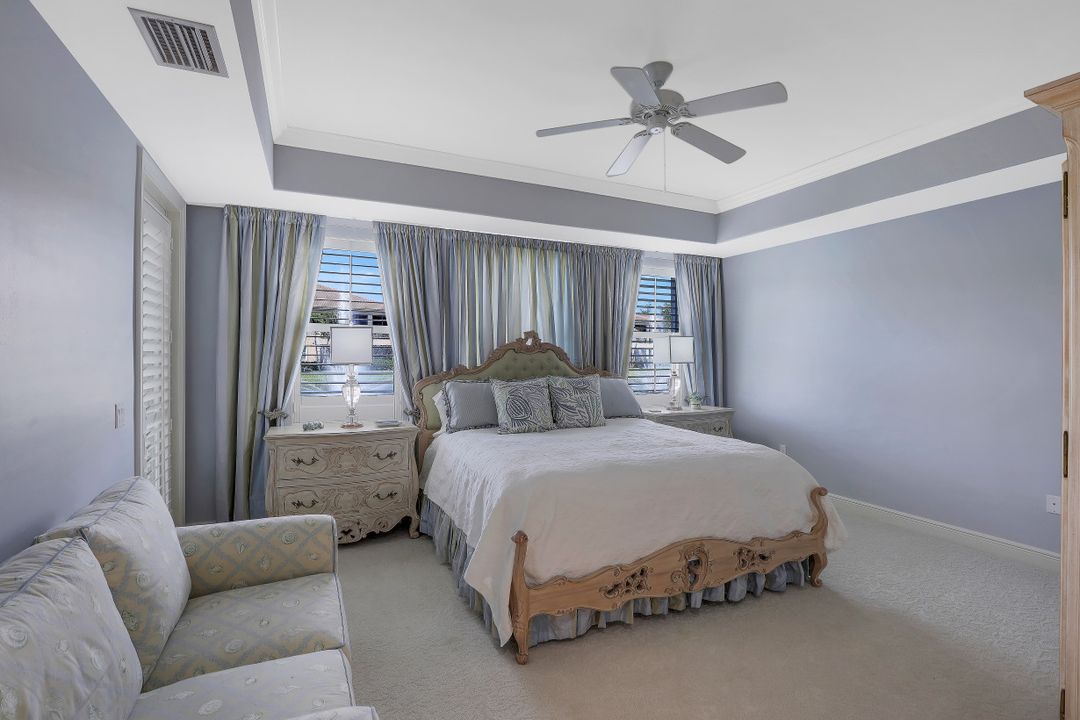 575 Avellino Isles Cir #101, Naples, FL 34119