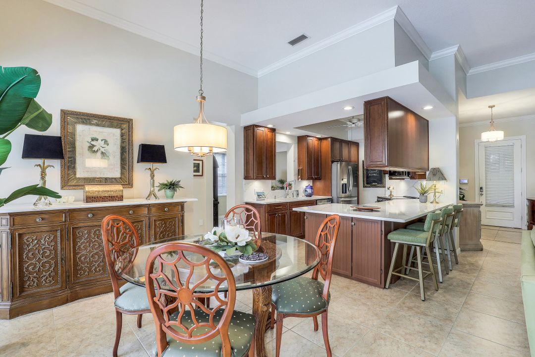 2909 Hatteras Way, Naples, FL 34119