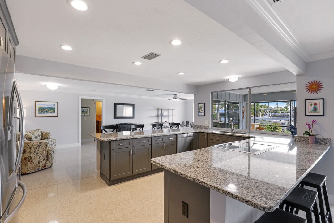 4929 SW 3rd Ave, Cape Coral, FL 33914