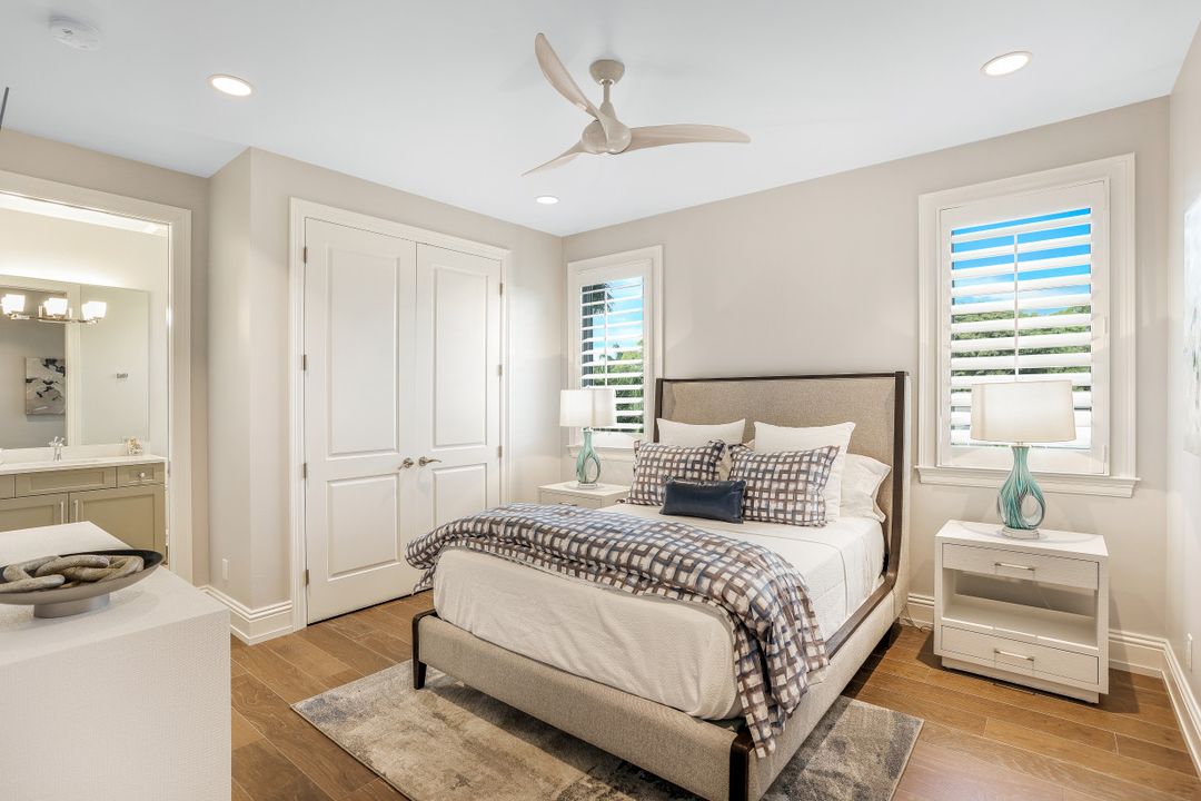 569 Neapolitan Way, Naples, FL 34103