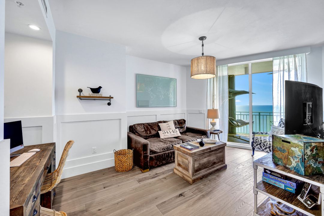 970 Cape Marco Dr #1707, Marco Island, FL 34145