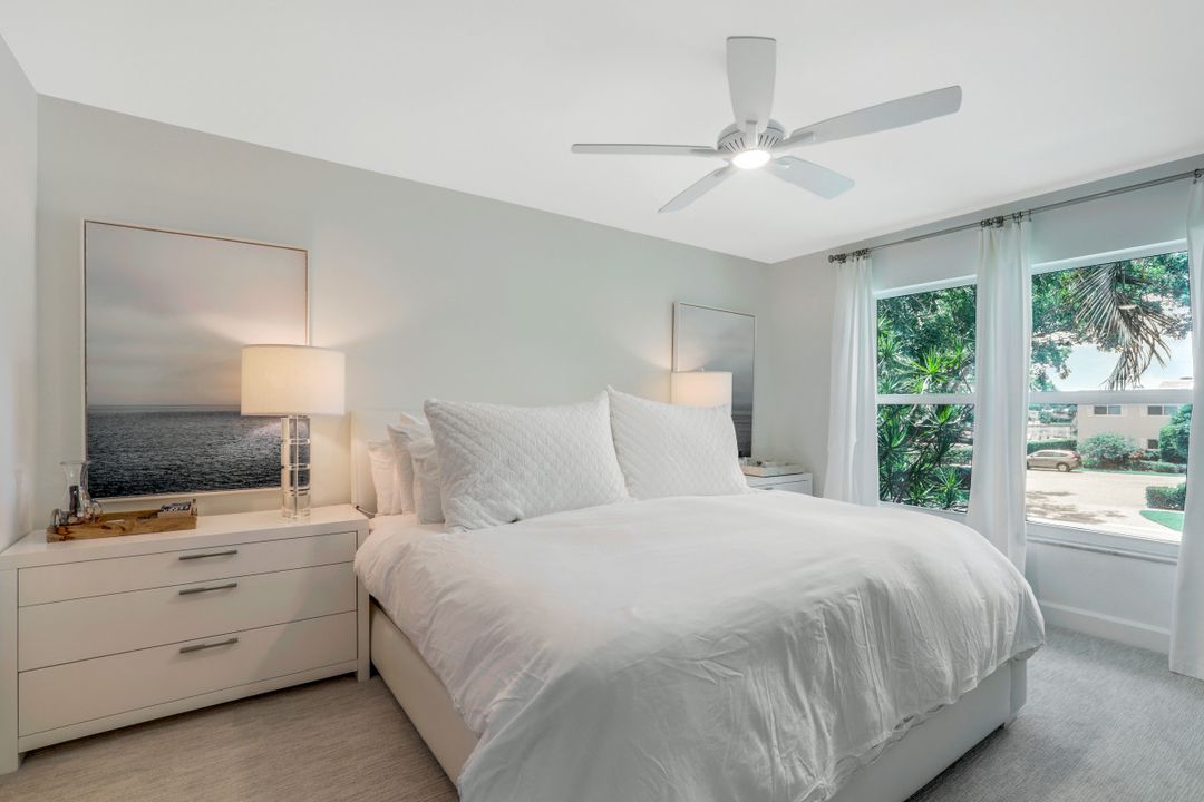 262 Banyan Blvd #262, Naples, FL 34102