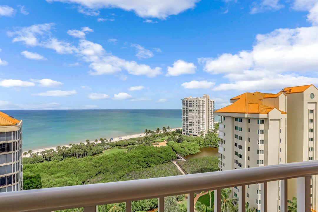 40 Seagate Dr #1203, Naples, FL 34103