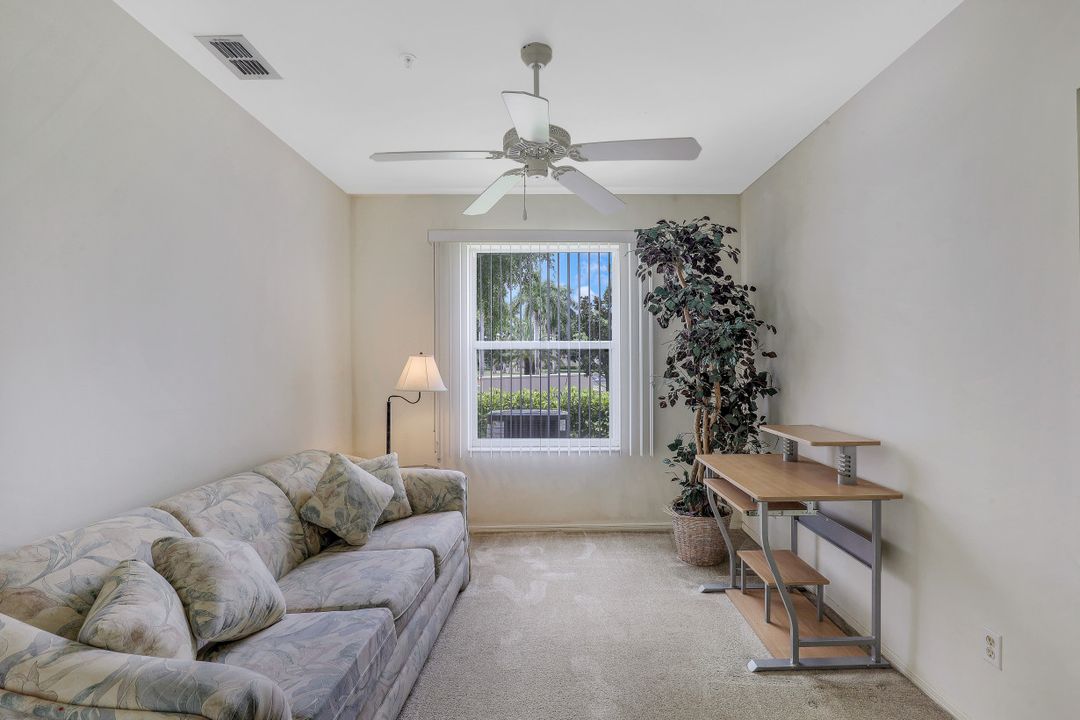 14901 Park Lake Dr #101, Fort Myers, FL 33919