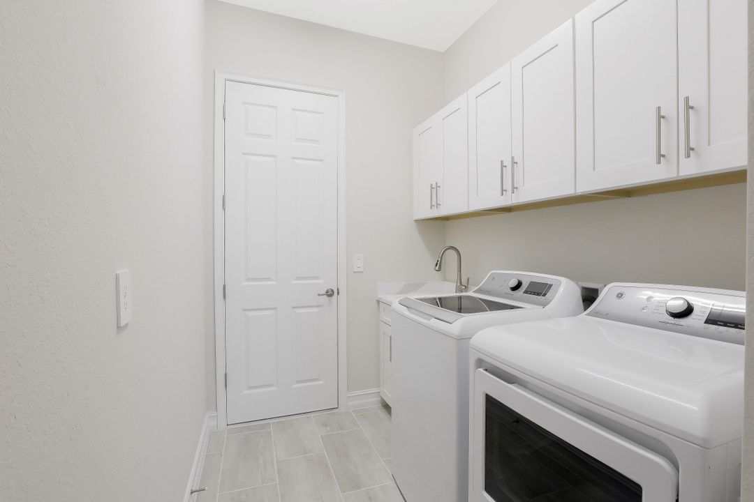 14360 Blue Bay Cir, Fort Myers, FL 33913