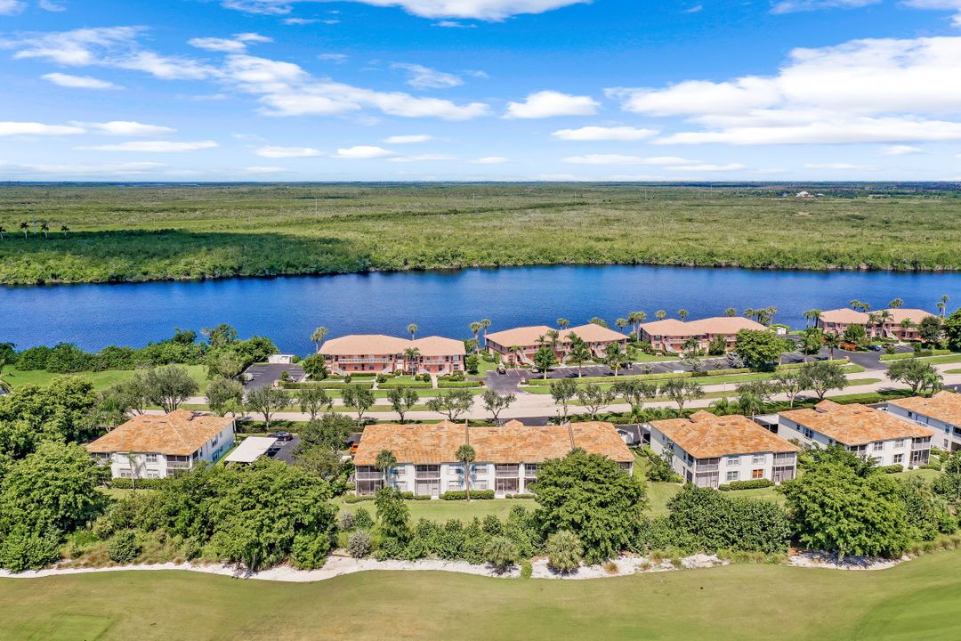 1006 Mainsail Dr #222, Naples, FL 34114