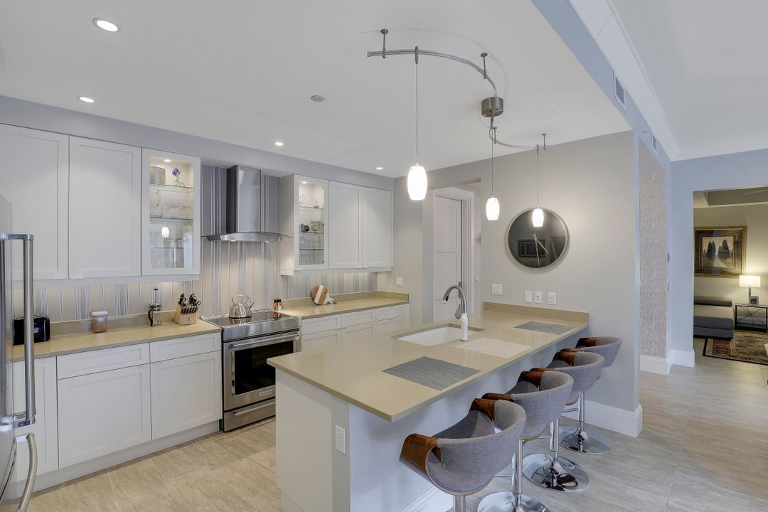 1035 3rd Ave S #318, Naples, FL 34102