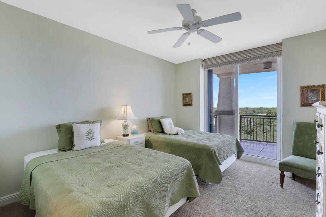 455 Cove Tower Dr #704, Naples, FL 34110