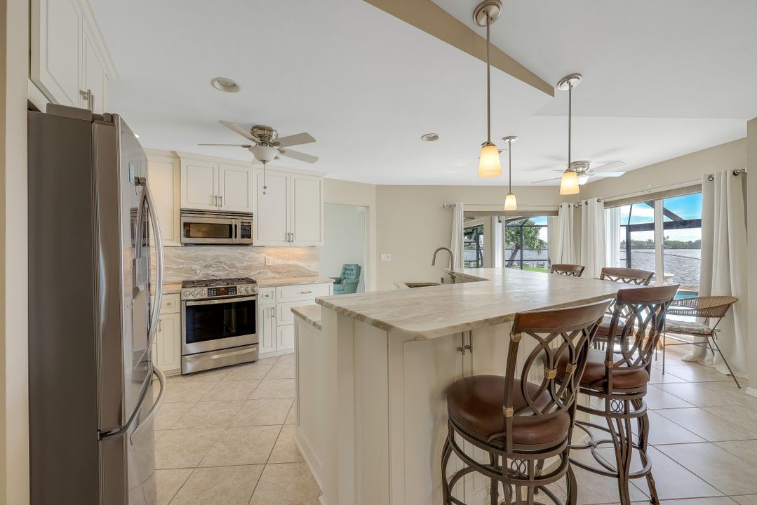 1127 SW 6th Ave, Cape Coral, FL 33991