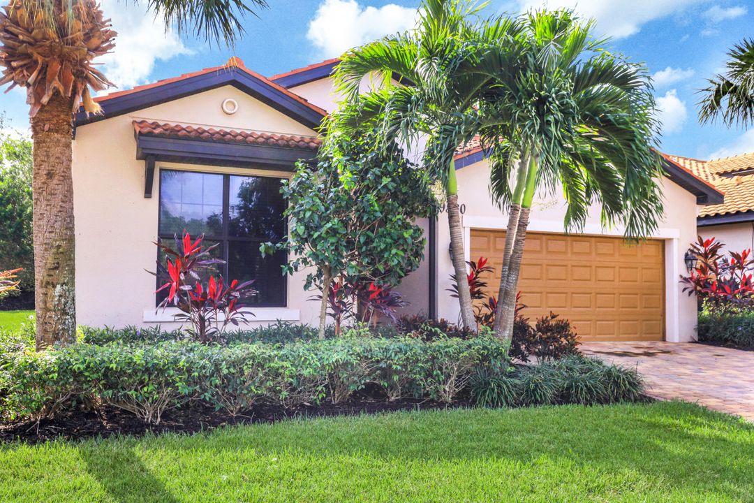 9880 Alhambra Ln, Bonita Springs, FL 34135