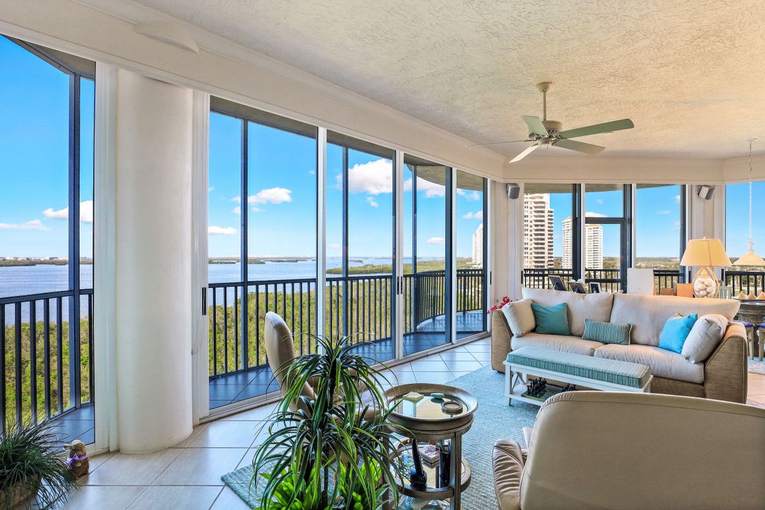 4811 Island Pond Ct #905, Bonita Springs, FL 34134