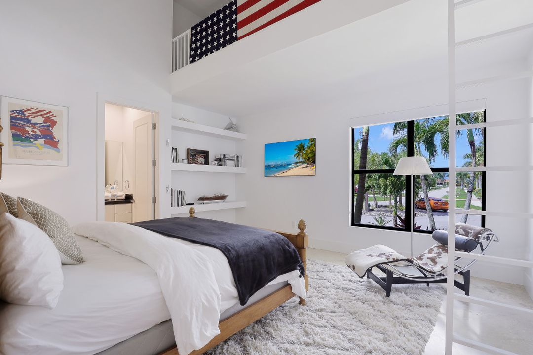 480 Parkhouse Ct, Marco Island, FL 34145