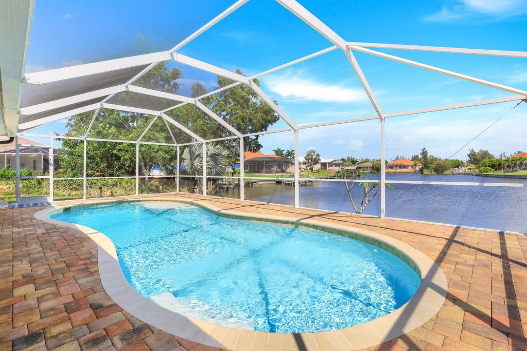 1723 SW 31st Ln, Cape Coral, FL 33914