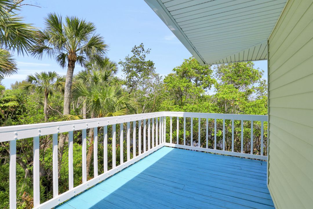 9455 Beverly Ln, Sanibel, FL 33957