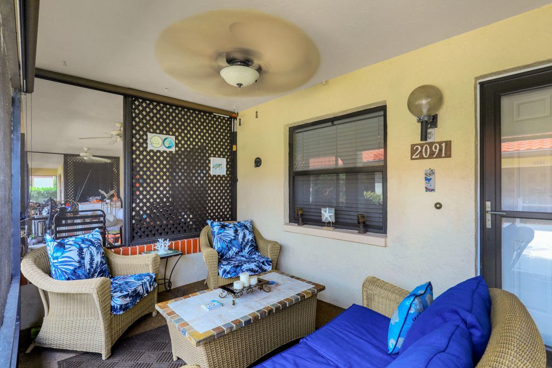 2091 Pine Isle Ln, Naples, FL 34112