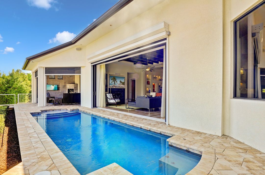 601 Crescent St, Marco Island, FL 34145