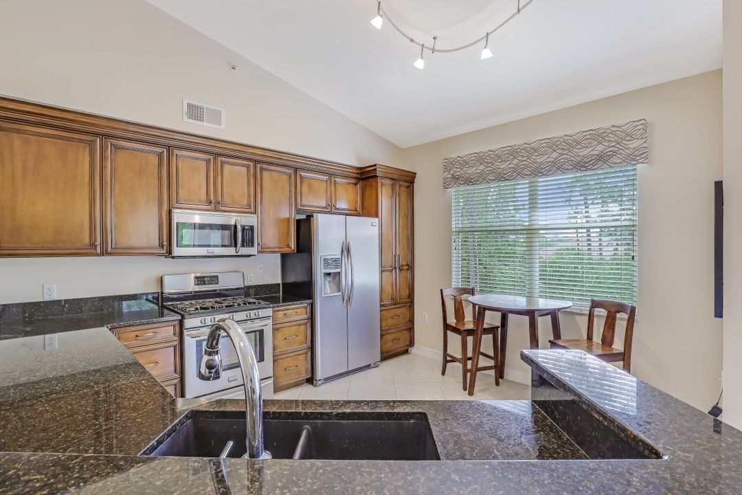 1886 Tarpon Bay Dr S #304, Naples, FL 34119