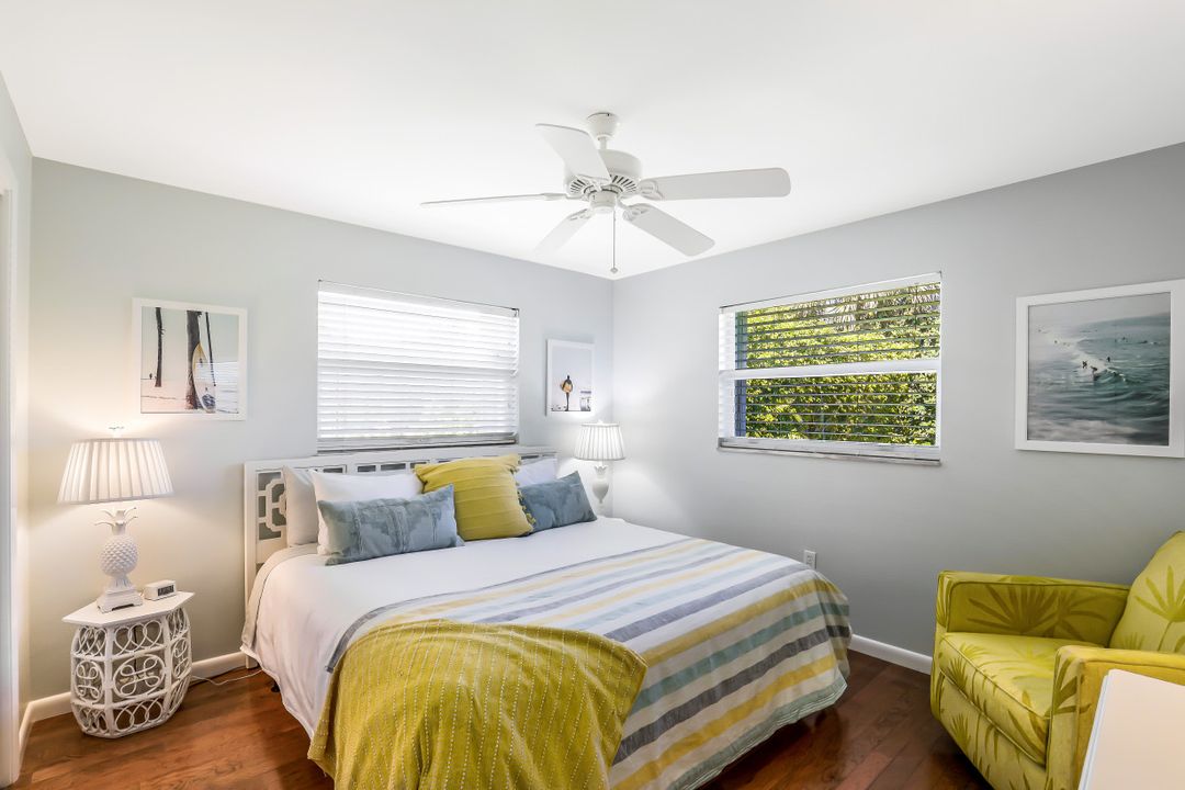 4459 Parrot Ave, Naples, FL 34104