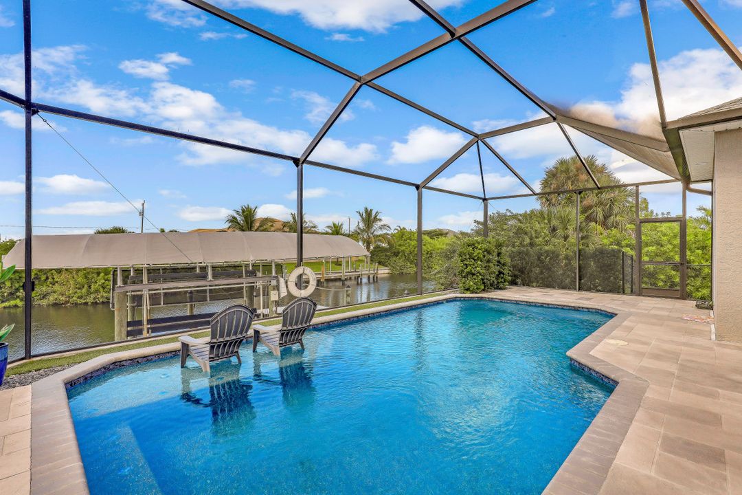 602 NW 32nd Pl, Cape Coral, FL 33993